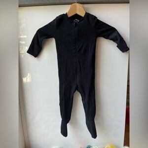 primary 6-9m black zip